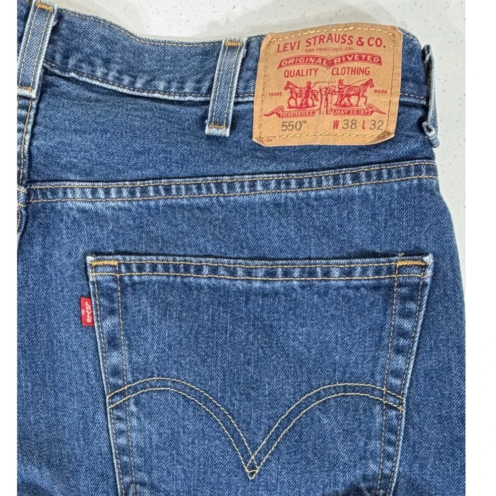 Levis 550 Relaxed Jeans 38x32 (36x31) Medium Wash Tapered Rigid Vintage 2004 Y2K